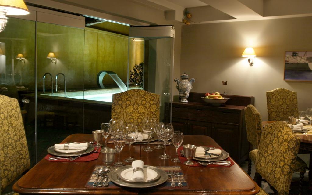 Le Convivial - Wine And Spa Experience Suites Xylokastro Esterno foto